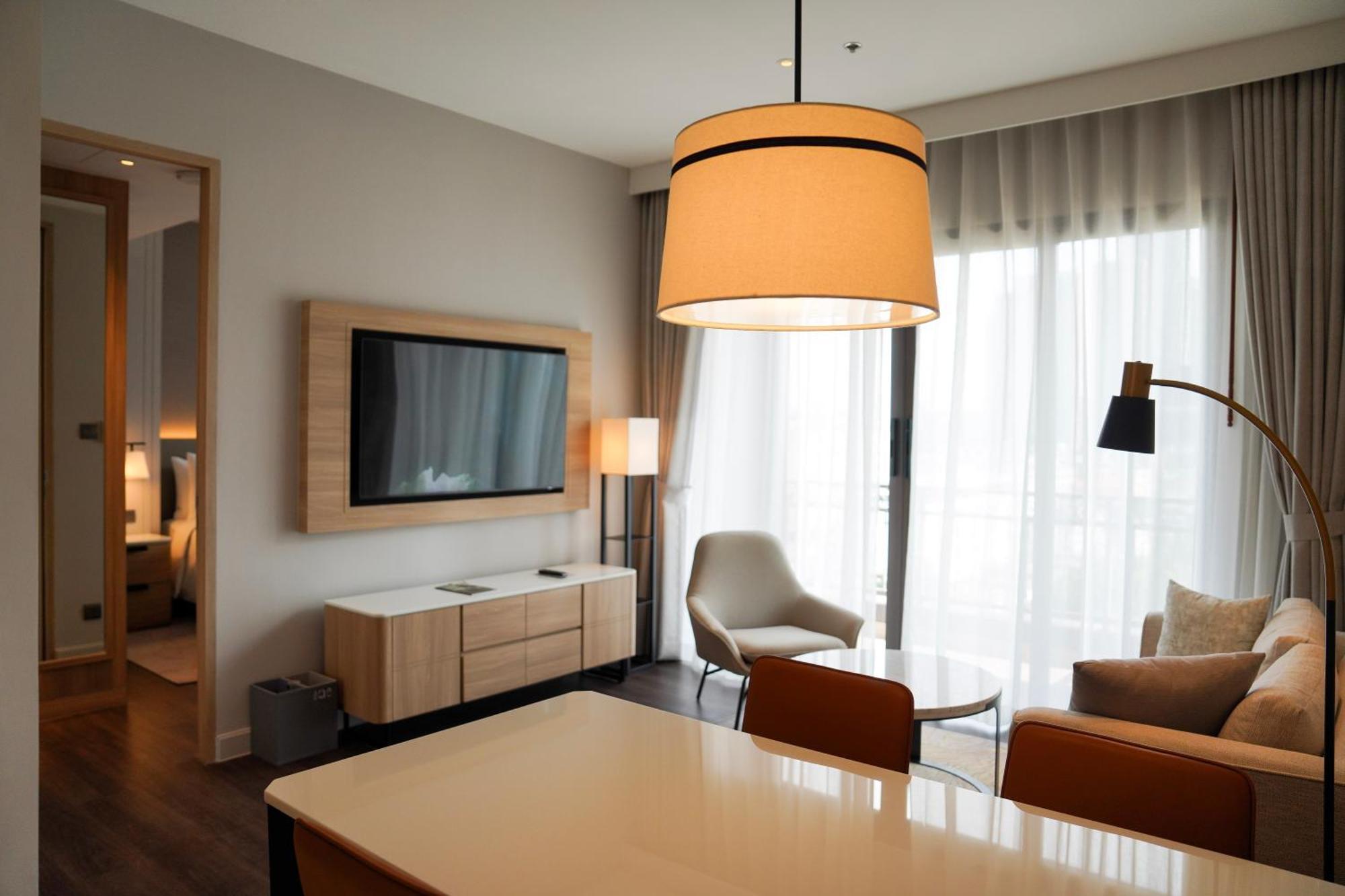 Marriott Executive Apartments Bangkok, Sukhumvit 101 Kültér fotó