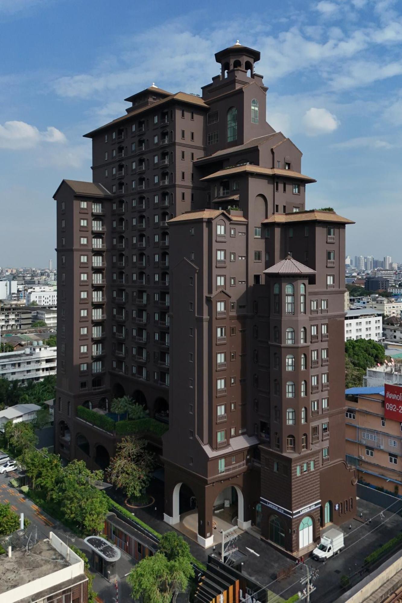 Marriott Executive Apartments Bangkok, Sukhumvit 101 Kültér fotó